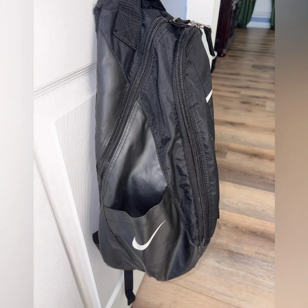 WAKE FOREST NIKE BACKPACK BOOKBAG LARGE VERY NICE CONDITION